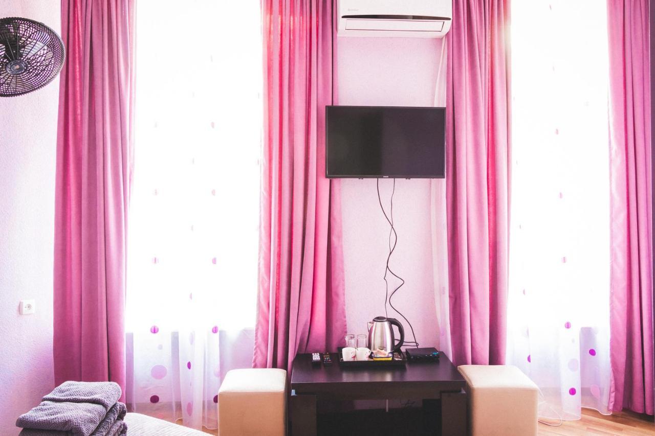 Guest House Big Family Tbilisi Ngoại thất bức ảnh