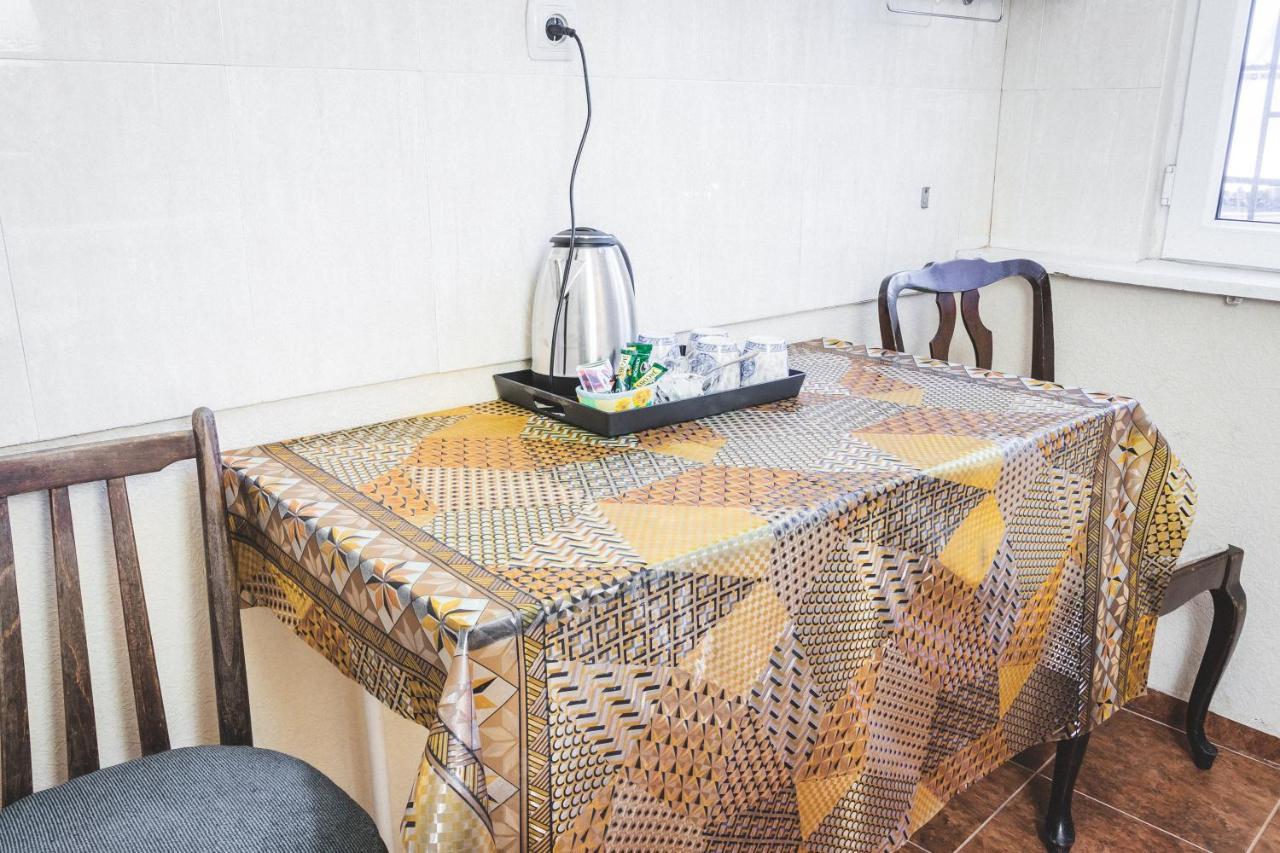 Guest House Big Family Tbilisi Ngoại thất bức ảnh