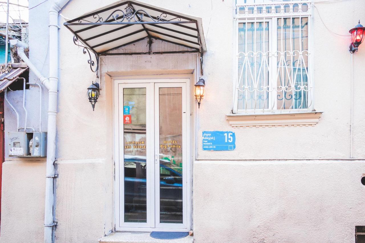 Guest House Big Family Tbilisi Ngoại thất bức ảnh