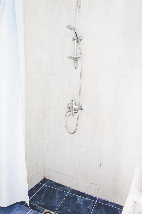 Guest House Big Family Tbilisi Ngoại thất bức ảnh
